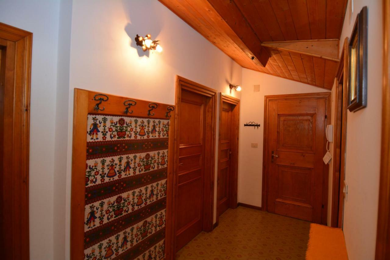 Attico Castello Apartment Cortina d'Ampezzo Luaran gambar